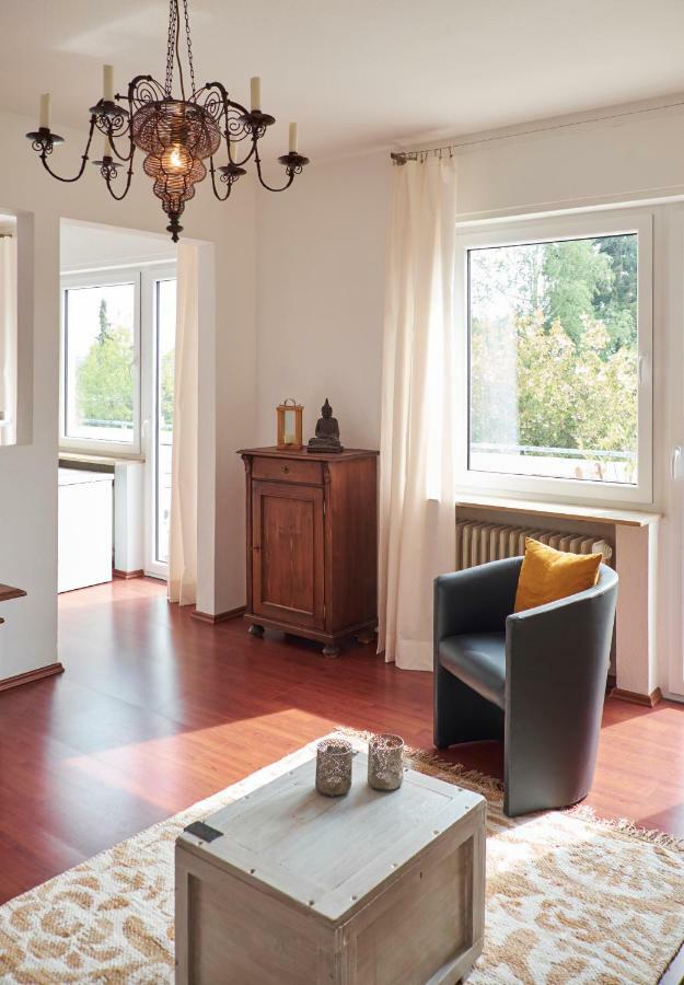 Apartment In Musikalischem Haus 마이엔 외부 사진